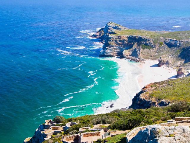 https://spanglerfuntravels.com/wp-content/uploads/2018/08/post_capetown_03-640x480.jpg